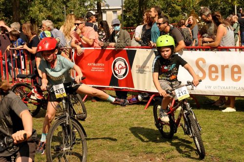 Veldrit én veel gezelligheid: Kom op 8 september naar de KrugerKross in Borgerhout