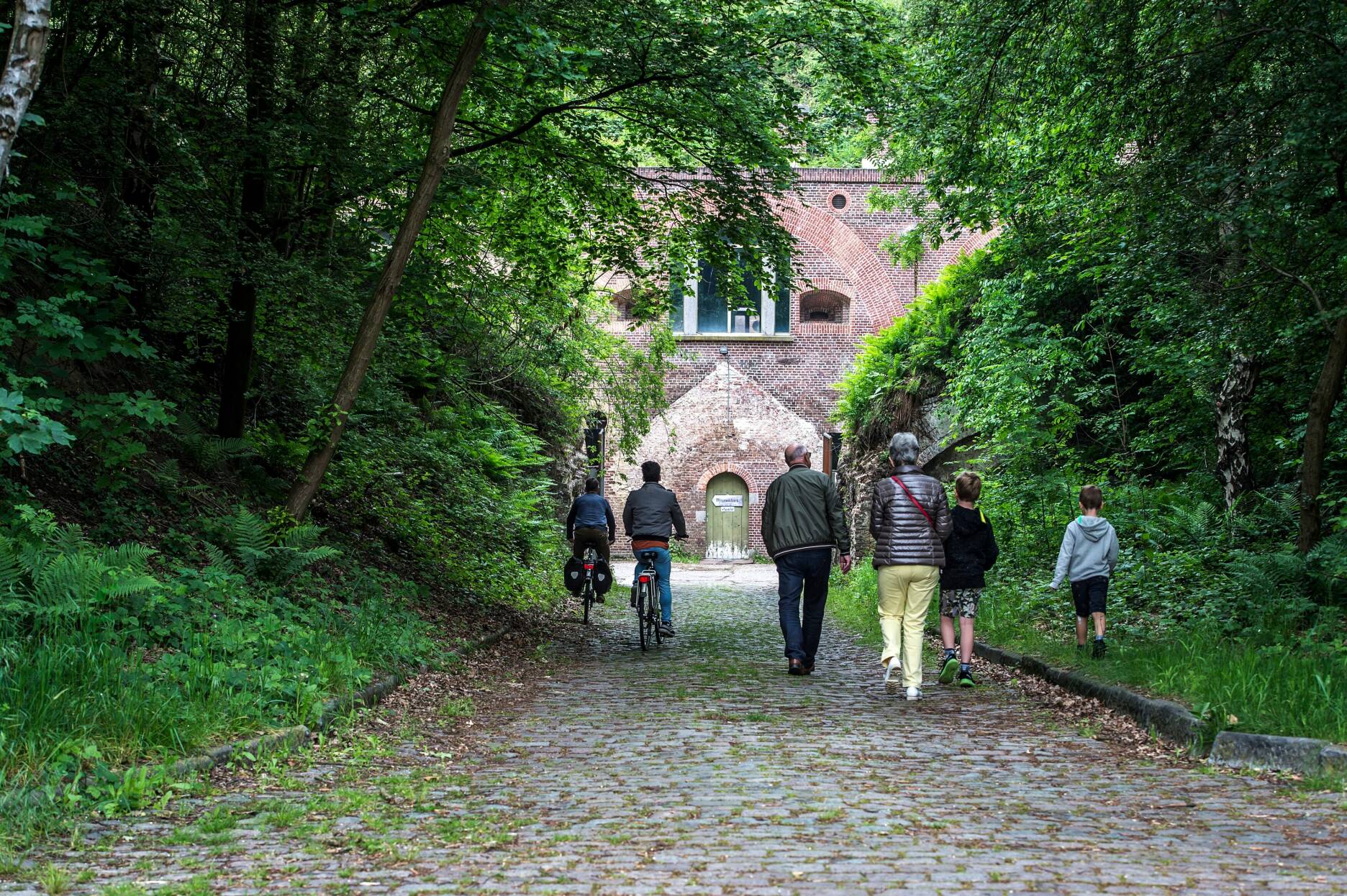 Forten Antwerpen bezoeken kinderen