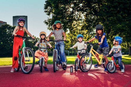 Back To School voordeelactie: Koop een kinderfiets van Woom en krijg gratis accessoires